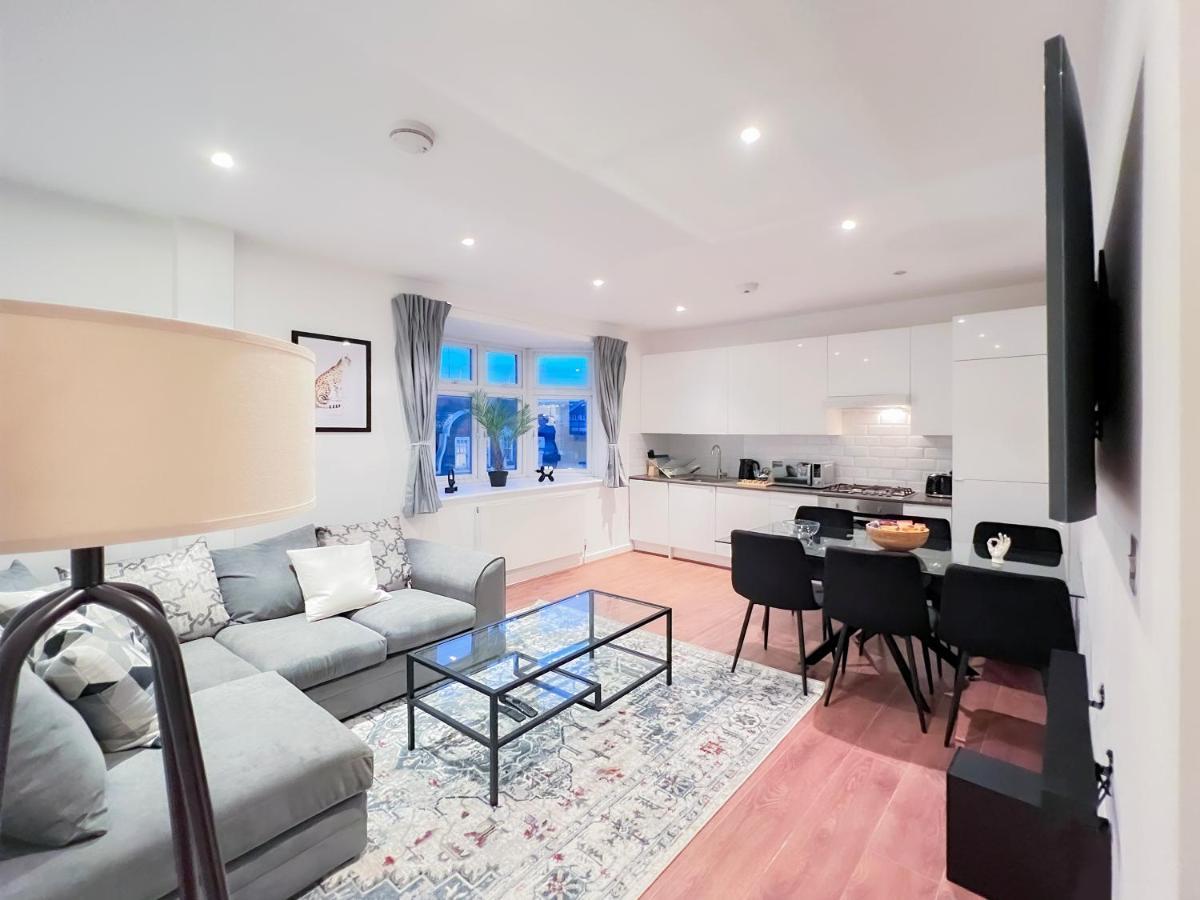 Prime Location Camden Luxury Apt Sleeps 6 Лондон Екстер'єр фото